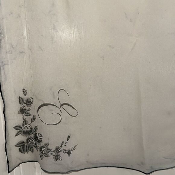 Vintage 60s large white semi sheer polyester chiffon scarf/black flowers & “E” - Picture 7 of 7